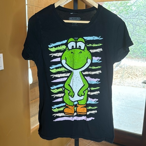 Nintendo Super Mario World Yoshi Front Back 2008 RARE Black Tee Size XL - Picture 1 of 5